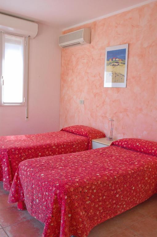 Hotel Ambassador Laigueglia Esterno foto